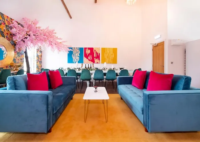 Innvigour Bespoke House With Free Parking For 3 Cars York
